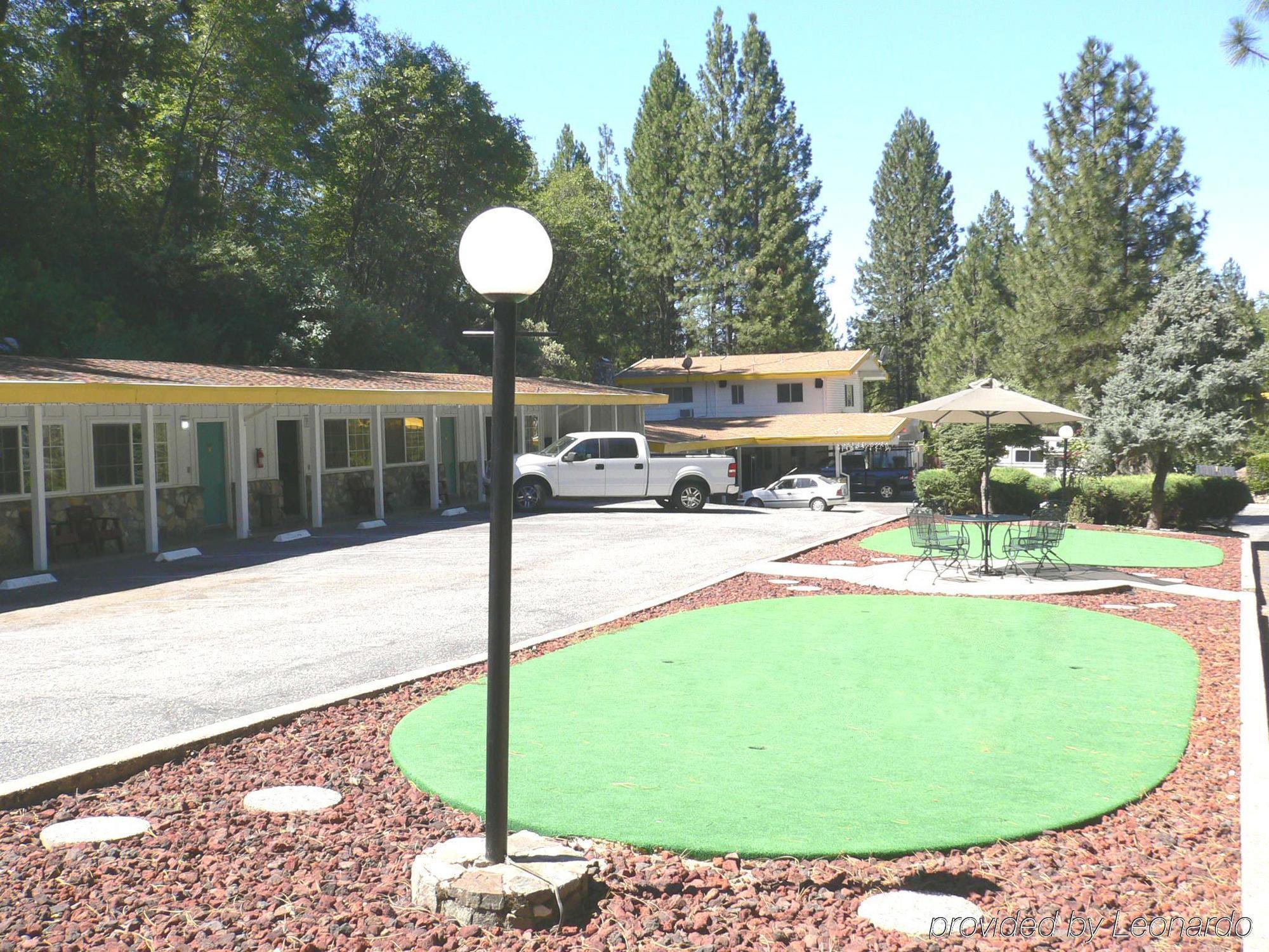 Golden Chain Motel Grass Valley Bagian luar foto