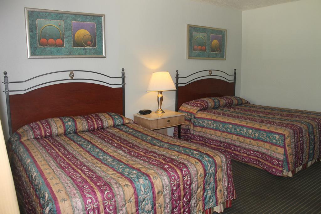 Golden Chain Motel Grass Valley Bagian luar foto