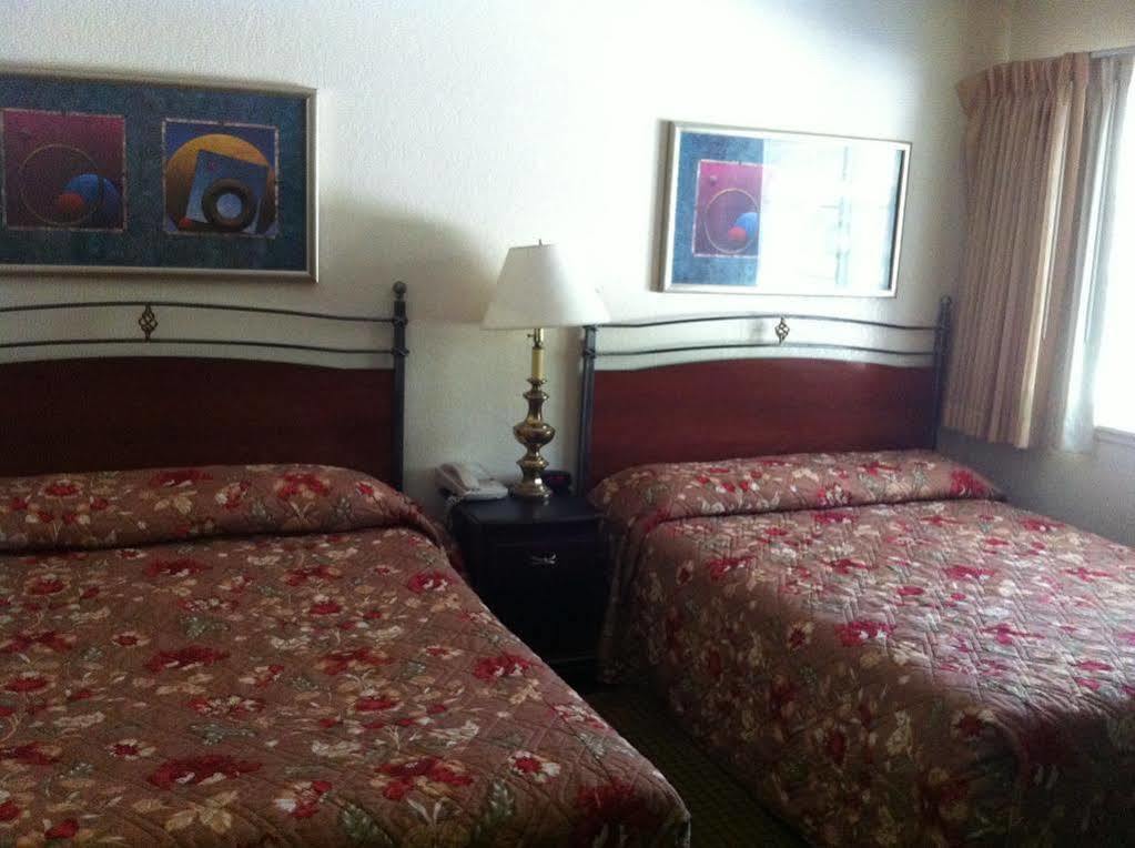 Golden Chain Motel Grass Valley Bagian luar foto